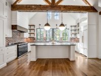 KITCHEN FEATURE